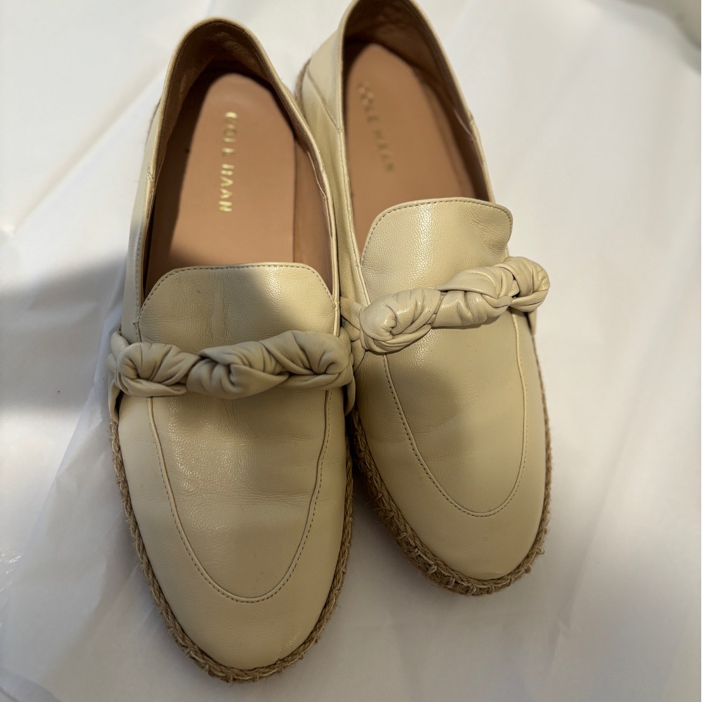 Cole Haan Cream Loafers with Knotted Detail 9m